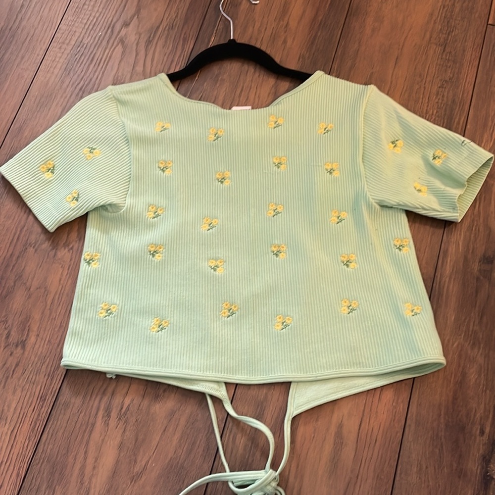 Light Green Zara Wrap Crop Top with Little Flowers - Picture 4 of 5